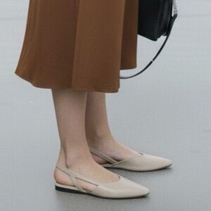 Seychelles Good Girl Ivory Leather Slingback Flats Pointed Toe Size 7 NWT